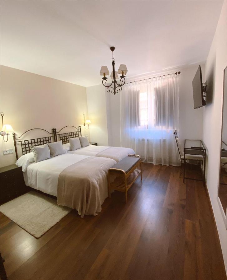 Hotel Rural Candela Y Plata Puerto de Béjar Eksteriør billede