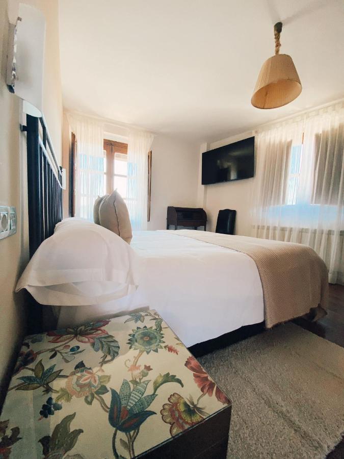 Hotel Rural Candela Y Plata Puerto de Béjar Eksteriør billede
